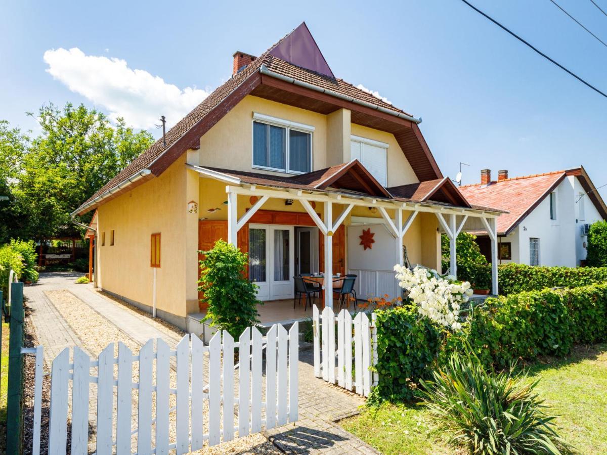 Holiday Home Jazmin By Interhome Balatonszarszo Ngoại thất bức ảnh