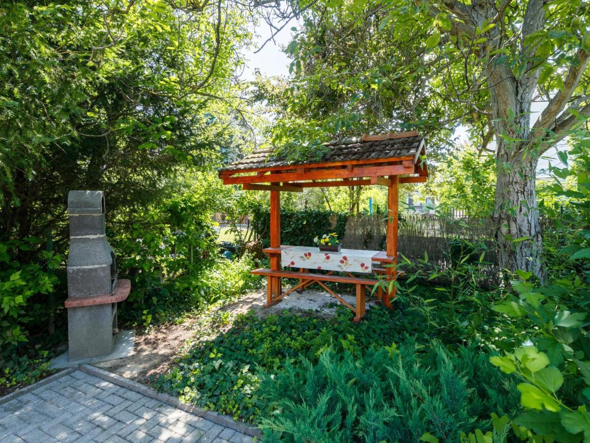 Holiday Home Jazmin By Interhome Balatonszarszo Ngoại thất bức ảnh